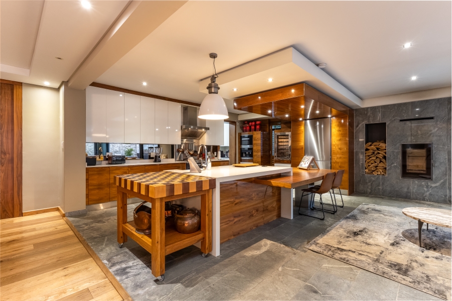 6 Bedroom Property for Sale in Mostertsdrift Western Cape
